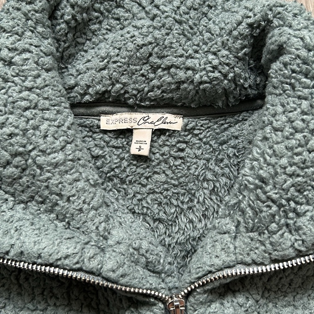Express Teddy Pullover - image 3
